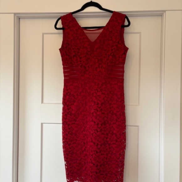 Lace sleeveless dress - Picture 2 of 3